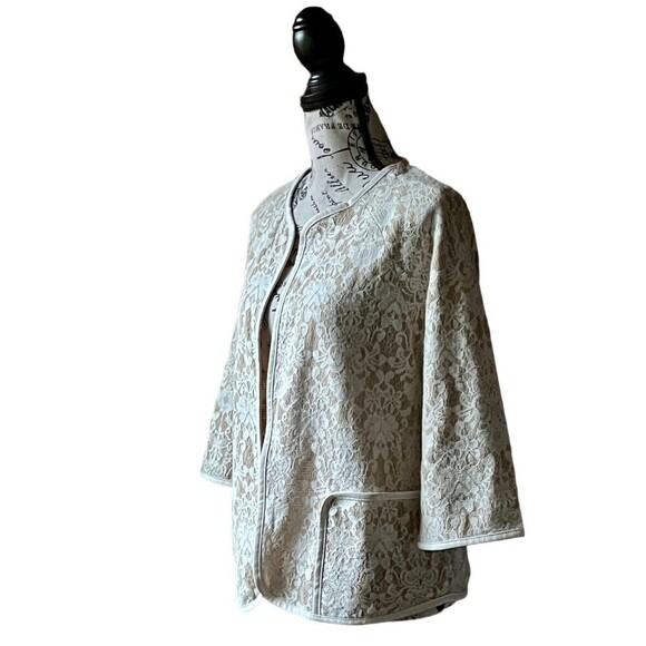 Chicos Womens Bonded Lace Henrietta Cardigan White Tan Open Front  Blazer Size 1 - Picture 3 of 12